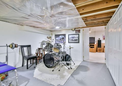 Photo 22 at 924 Vicrol Drive, Alcona, Innisfil