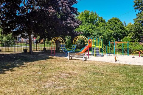 Photo 33 at 924 Vicrol Drive, Alcona, Innisfil