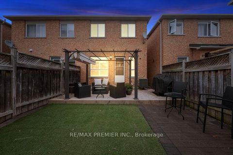 Photo 25 at 78 Keystar Court, Vellore Village, Vaughan