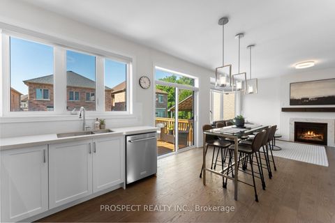 Photo 13 at 42 Ryerson Drive, Kleinburg, Vaughan