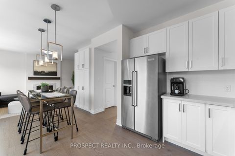 Photo 14 at 42 Ryerson Drive, Kleinburg, Vaughan