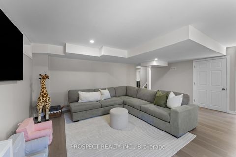 Photo 37 at 42 Ryerson Drive, Kleinburg, Vaughan