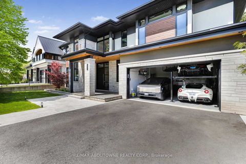 Photo 5 at 215 Morden Road, WO West, Oakville