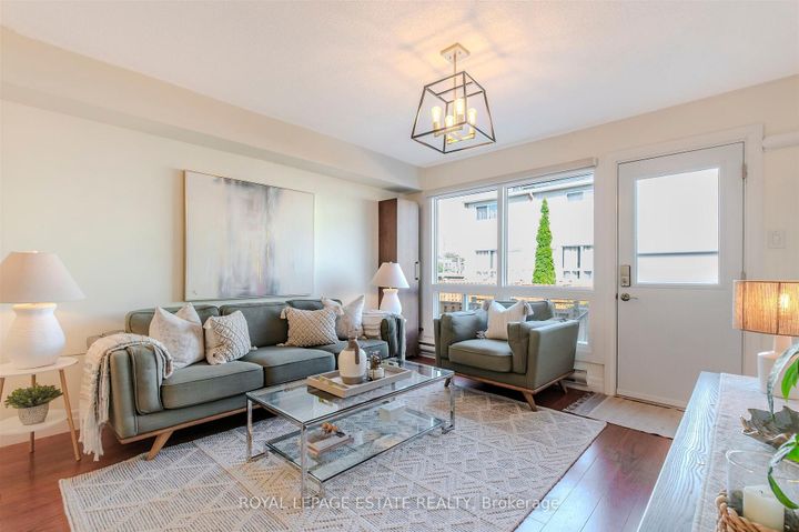 Photo 8 at 32 - 1209 Queen Street E, South Riverdale, Toronto