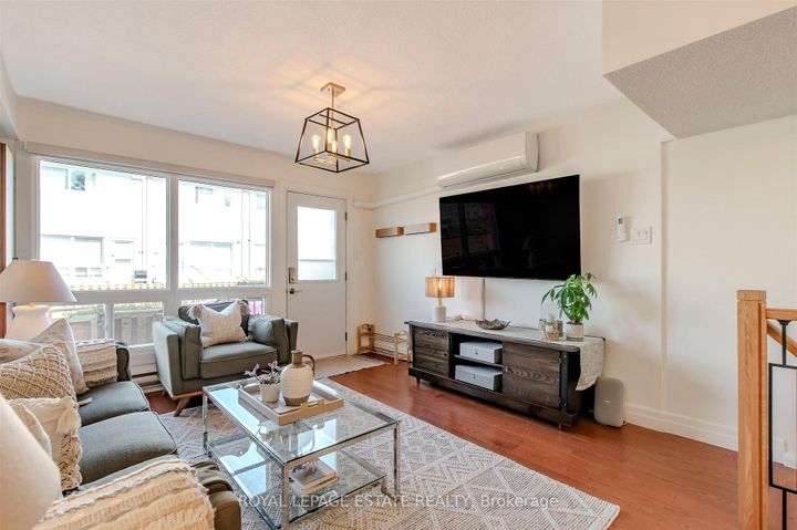 Photo 10 at 32 - 1209 Queen Street E, South Riverdale, Toronto