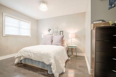 Photo 22 at 81 Linton Avenue, Central West, Ajax