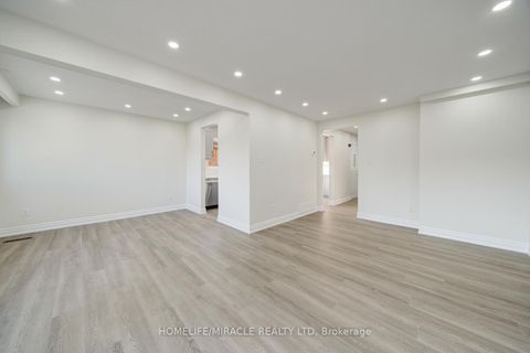 Photo 7 at 100 Kozlov Street, Sunnidale, Barrie