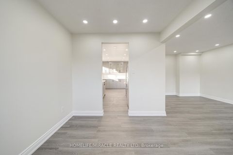 Photo 10 at 100 Kozlov Street, Sunnidale, Barrie