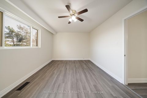 Photo 19 at 100 Kozlov Street, Sunnidale, Barrie