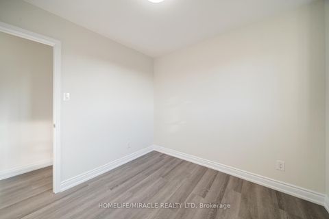 Photo 25 at 100 Kozlov Street, Sunnidale, Barrie