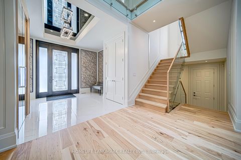 Photo 7 at 154 Glen Cedar Road, Cedarvale, Toronto