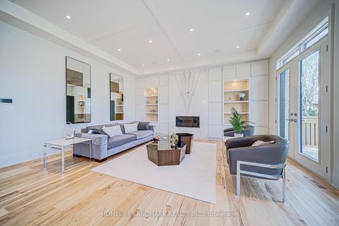 Photo 18 at 154 Glen Cedar Road, Cedarvale, Toronto