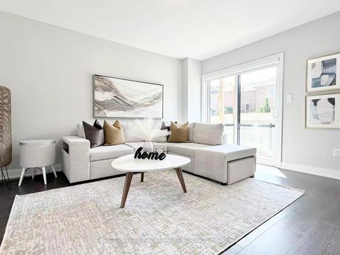 Photo 6 at 18 Pageant Avenue, Vellore Village, Vaughan