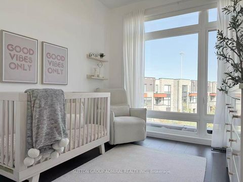 Photo 19 at 18 Pageant Avenue, Vellore Village, Vaughan
