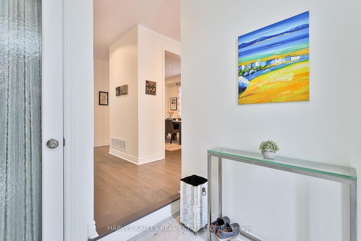 Photo 2 at 8 Weetwood Street, Nortown, Toronto
