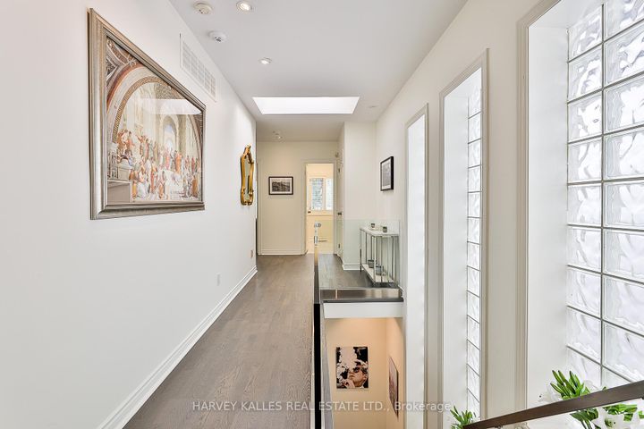 Photo 29 at 8 Weetwood Street, Nortown, Toronto