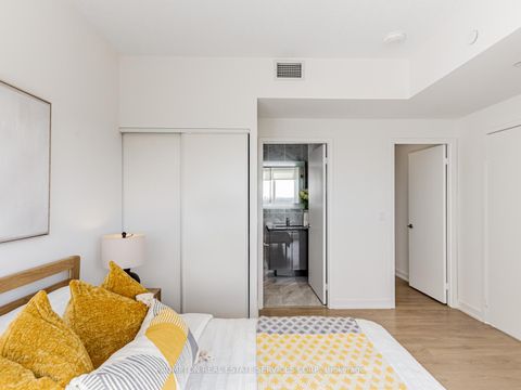 Photo 15 at 3010 - 115 McMahon Drive, Bayview Village, Toronto