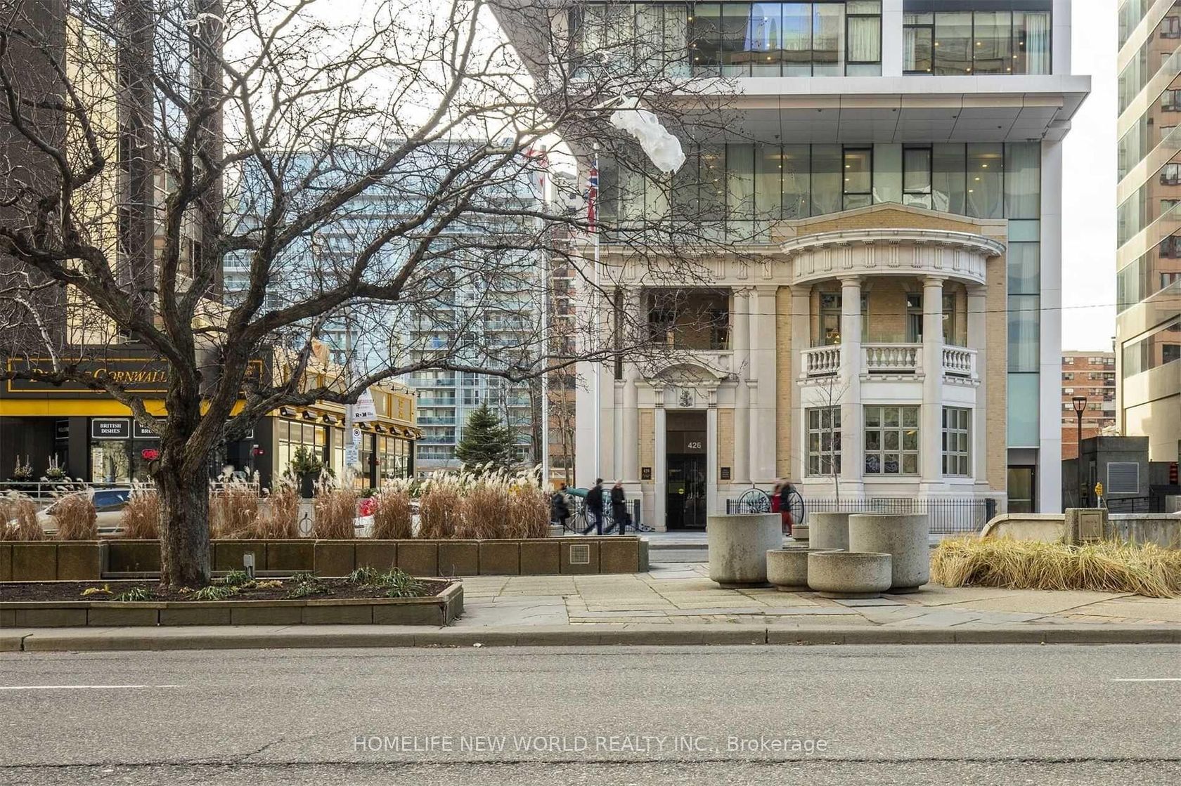 3909 - 426 University Avenue, Chinatown, Toronto 