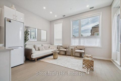Photo 9 at 101 - 3285 Carding Mill Trail, GO Glenorchy, Oakville
