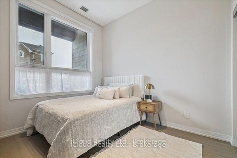 Photo 14 at 101 - 3285 Carding Mill Trail, GO Glenorchy, Oakville