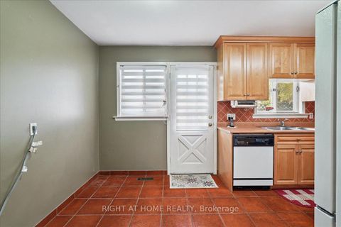 Photo 16 at 1 Sealstone Terrace, Morningside, Toronto