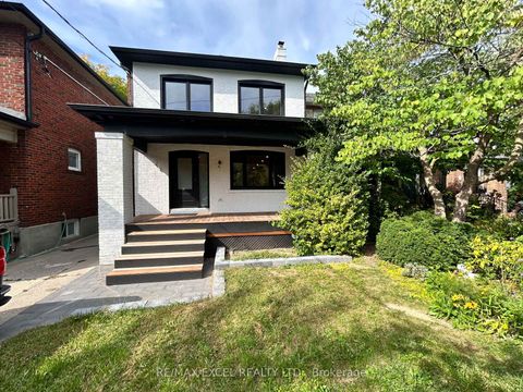 Photo 5 at 34 Raymond Avenue, Lambton Baby Point, Toronto