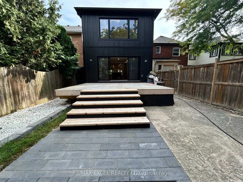 Photo 22 at 34 Raymond Avenue, Lambton Baby Point, Toronto