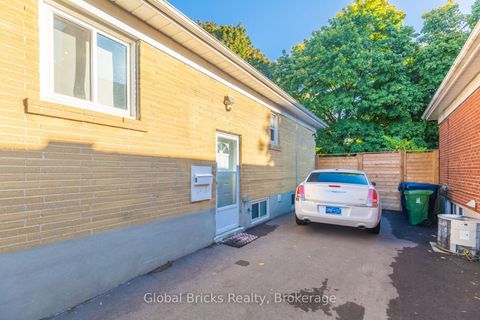 Photo 1 at 1287 Warden Avenue, Maryvale, Toronto