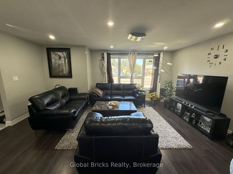 Photo 5 at 1287 Warden Avenue, Maryvale, Toronto