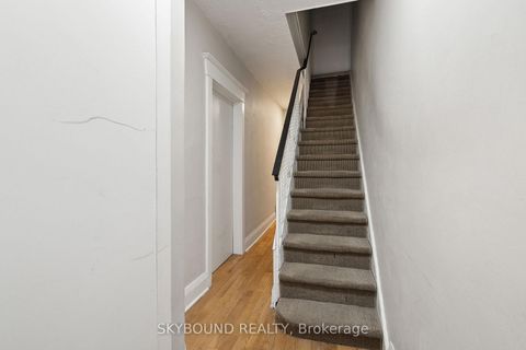 Photo 4 at 76 Eastwood Road, Woodbine Corridor, Toronto