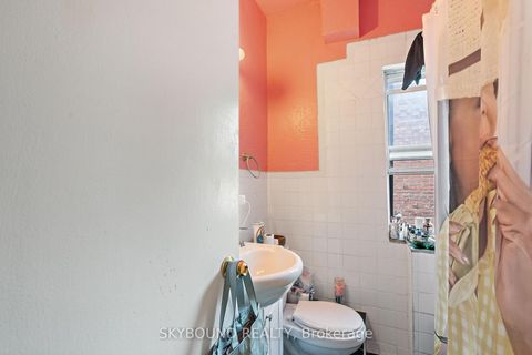 Photo 7 at 76 Eastwood Road, Woodbine Corridor, Toronto