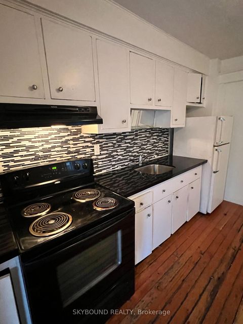 Photo 10 at 76 Eastwood Road, Woodbine Corridor, Toronto