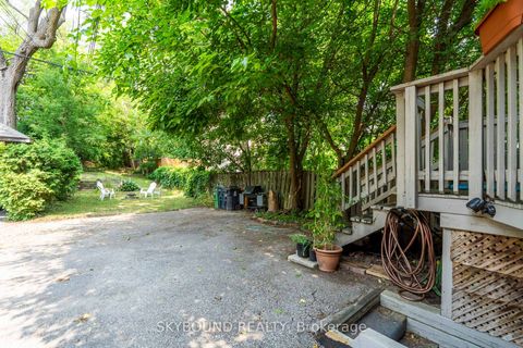 Photo 21 at 76 Eastwood Road, Woodbine Corridor, Toronto