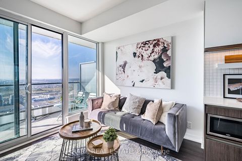 Photo 7 at 5506 - 5 Buttermill Avenue, Vaughan Corporate Centre, Vaughan Photo 7 at 5506 - 5 Buttermill Avenue, Vaughan Corporate Centre, Vaughan