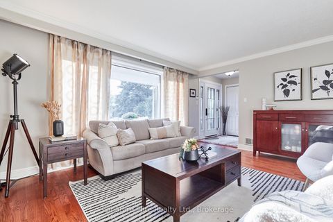 Photo 6 at 18 Lalton Place, Guildwood, Toronto
