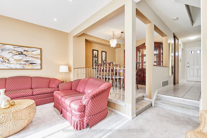 Photo 9 at 48 Nabob Crescent, Malvern, Toronto