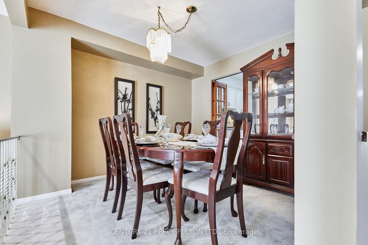 Photo 10 at 48 Nabob Crescent, Malvern, Toronto
