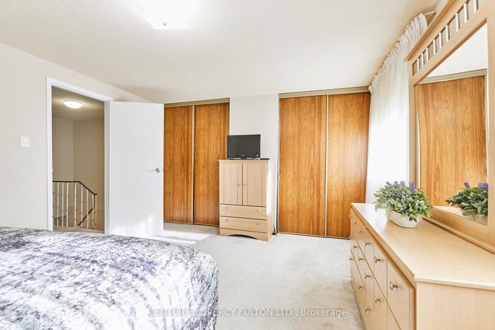 Photo 24 at 48 Nabob Crescent, Malvern, Toronto