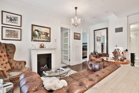 Photo 2 at 520 - 22 Leader Lane, Yonge Corridor, Toronto Photo 2 at 520 - 22 Leader Lane, Yonge Corridor, Toronto