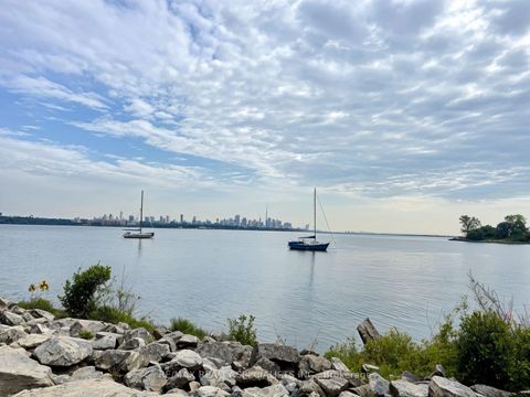 Photo 22 at GR1 - 2119 Lake Shore Boulevard W, Mimico, Toronto