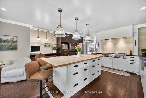 Photo 10 at 10 Charles Street, Sharon, East Gwillimbury