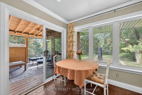 Photo 12 at 10 Charles Street, Sharon, East Gwillimbury