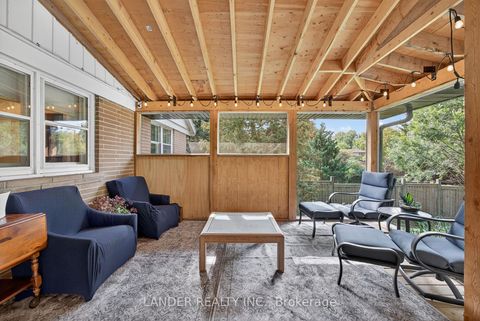 Photo 13 at 10 Charles Street, Sharon, East Gwillimbury