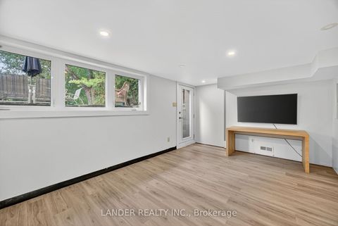 Photo 28 at 10 Charles Street, Sharon, East Gwillimbury