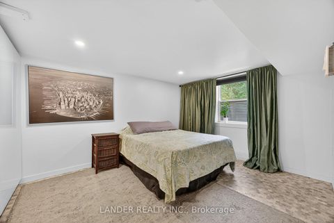 Photo 31 at 10 Charles Street, Sharon, East Gwillimbury
