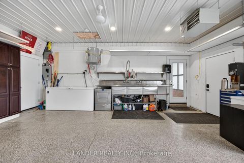 Photo 33 at 10 Charles Street, Sharon, East Gwillimbury