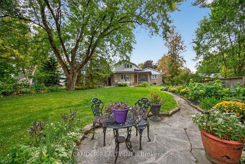 Photo 36 at 10 Charles Street, Sharon, East Gwillimbury