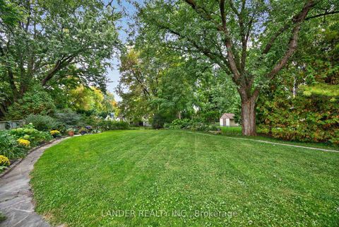 Photo 37 at 10 Charles Street, Sharon, East Gwillimbury