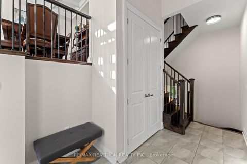 Photo 5 at 50 Duncombe Lane, South Richvale, Richmond Hill