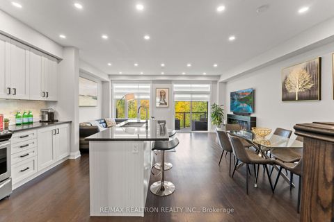 Photo 7 at 50 Duncombe Lane, South Richvale, Richmond Hill